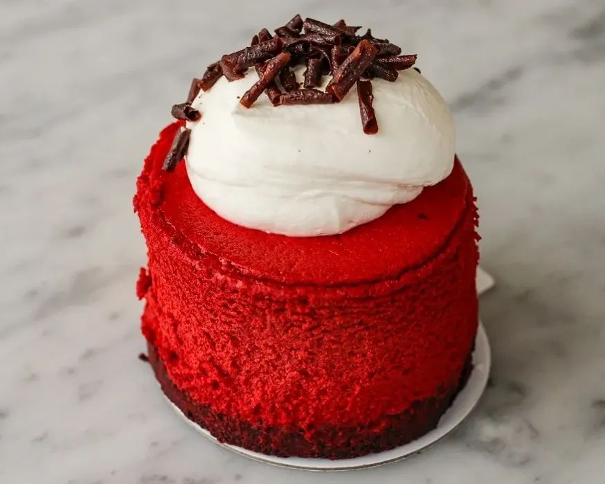 Red Velvet Cheesecake to go image