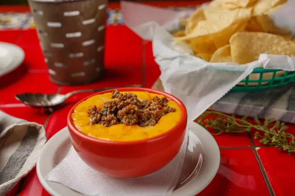 Chile Con Queso image