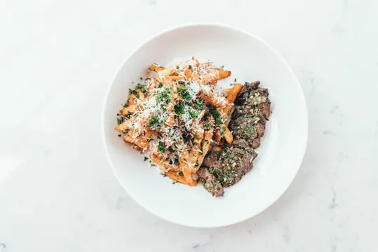 STEAK FRITES image