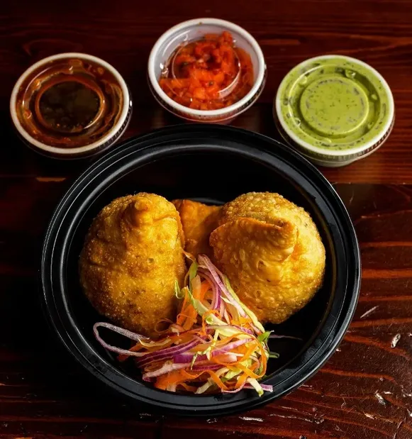 Vegetable Samosa image