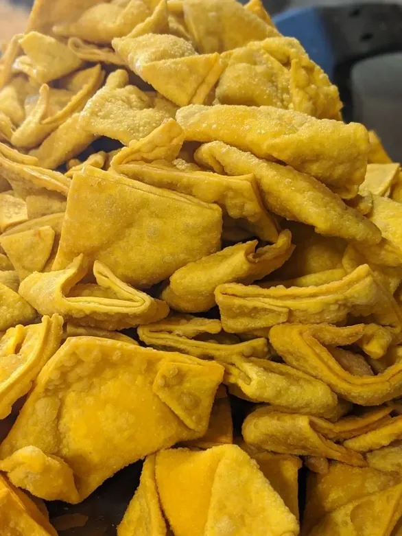 Crab Rangoons (4) image
