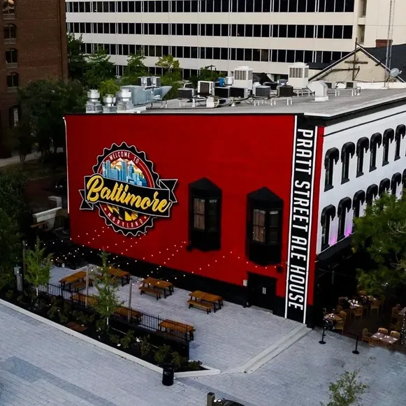 Pratt Street Ale House Toast