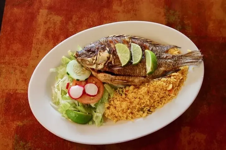 Pescado Frito image