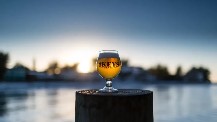 3 Keys Brewing image