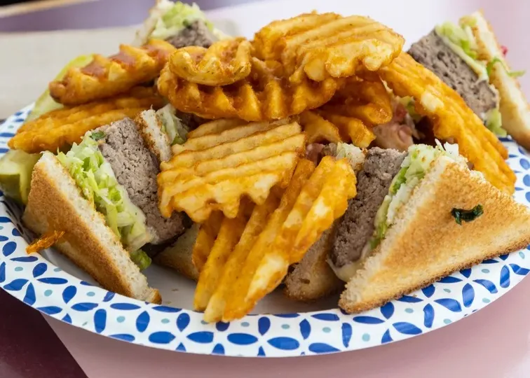 Cheeseburger Club image