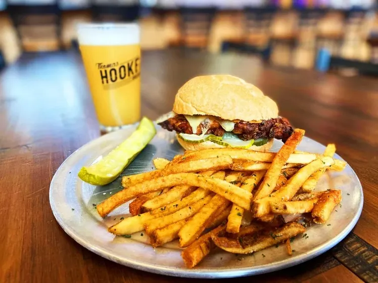Crispy Chicken Sandwich image