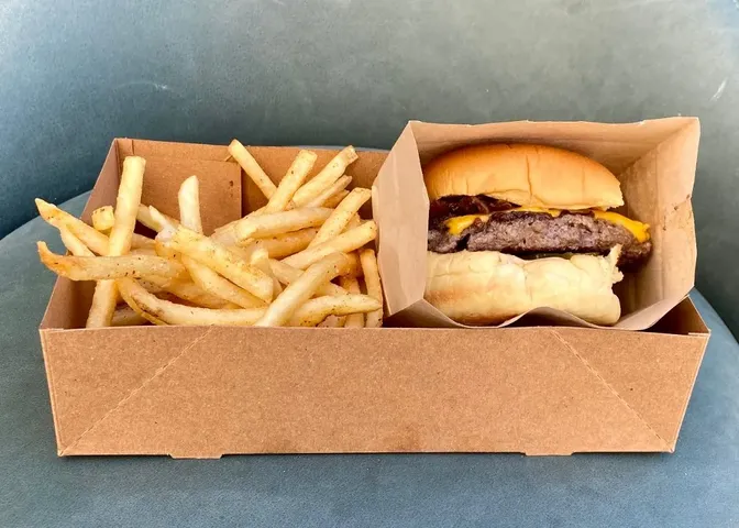 Cheeseburger image