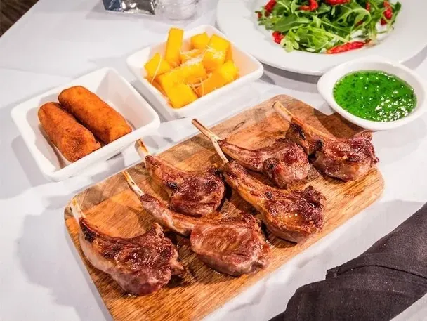 Lamb Chops (10 oz) image