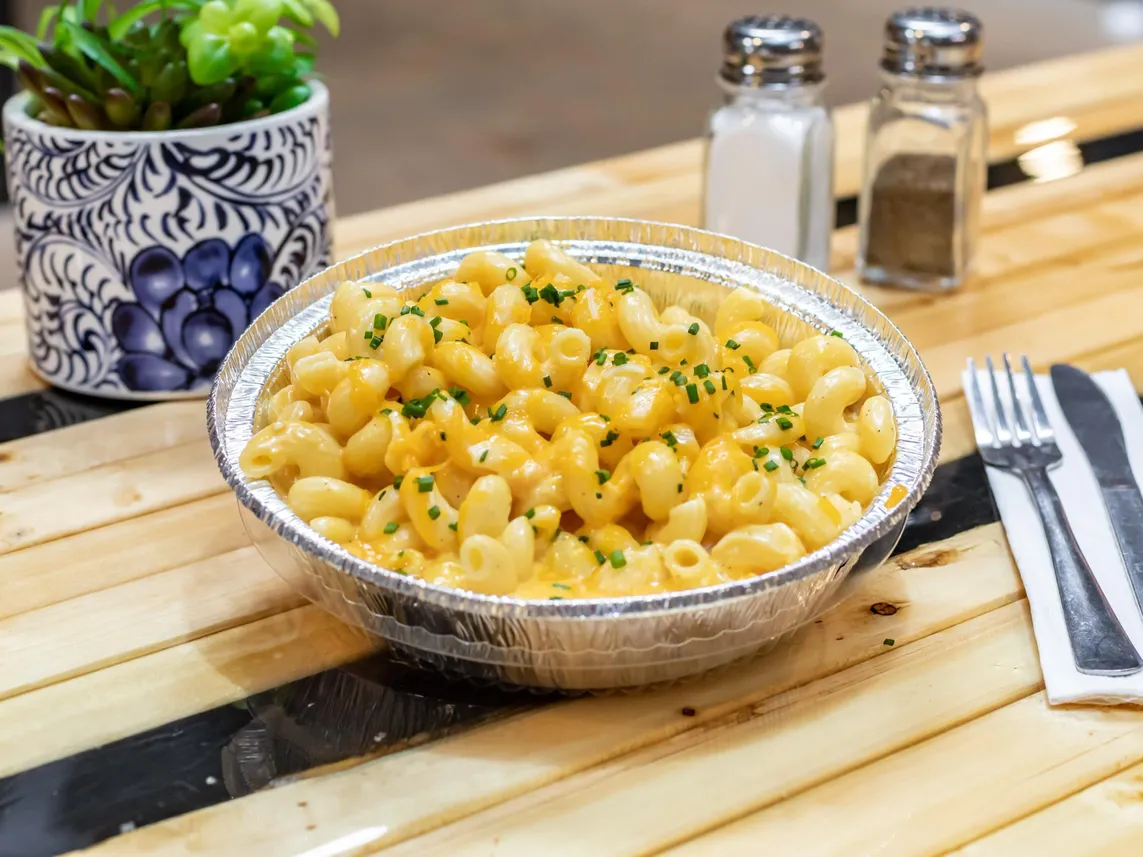 Cheddar Mac n Cheese image