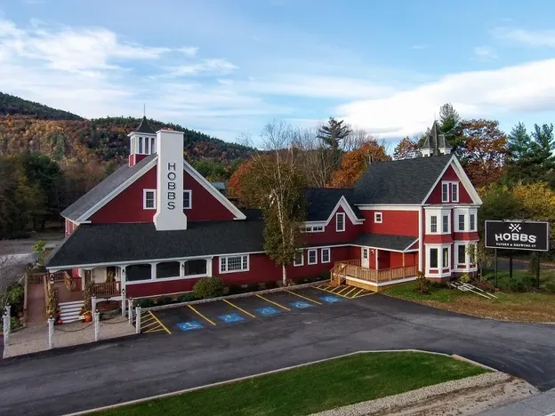 Hobbs Tavern image