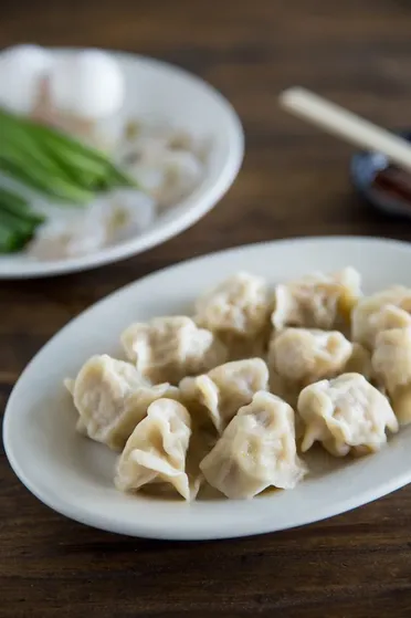 Boiled Chive and Shrimp Dumplings (10pcs) image