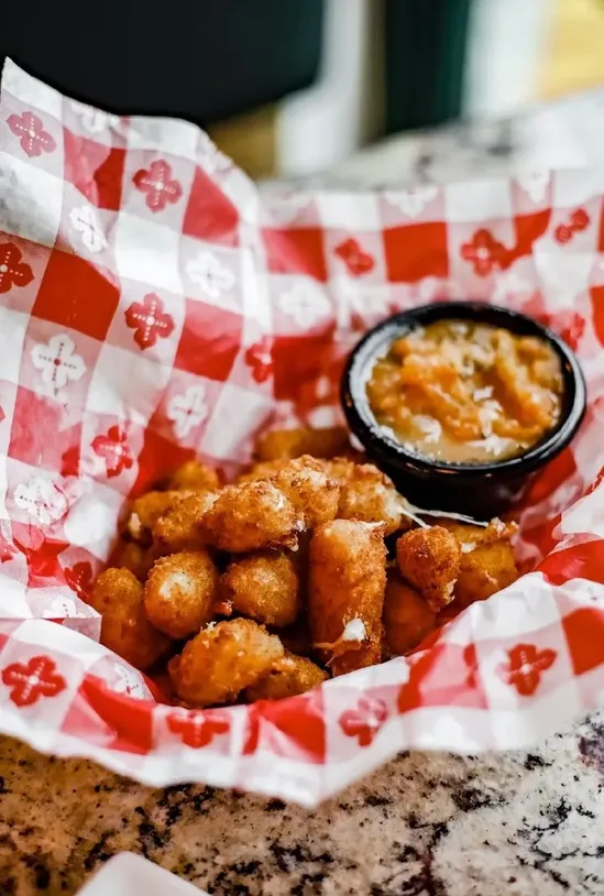 Cheese Bites With Scratch Made Marinara image