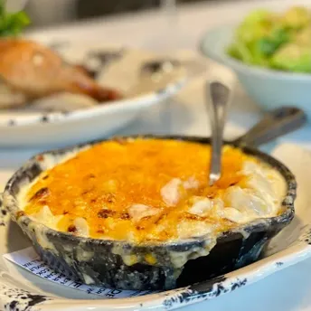 SIGNATURE MAC N CHEESE image
