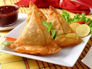 Vegetable Samosa image