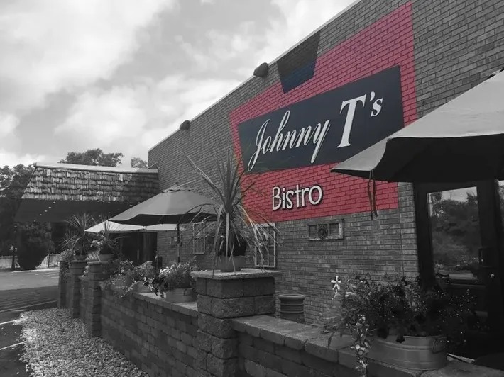 Johnny T's Bistro image