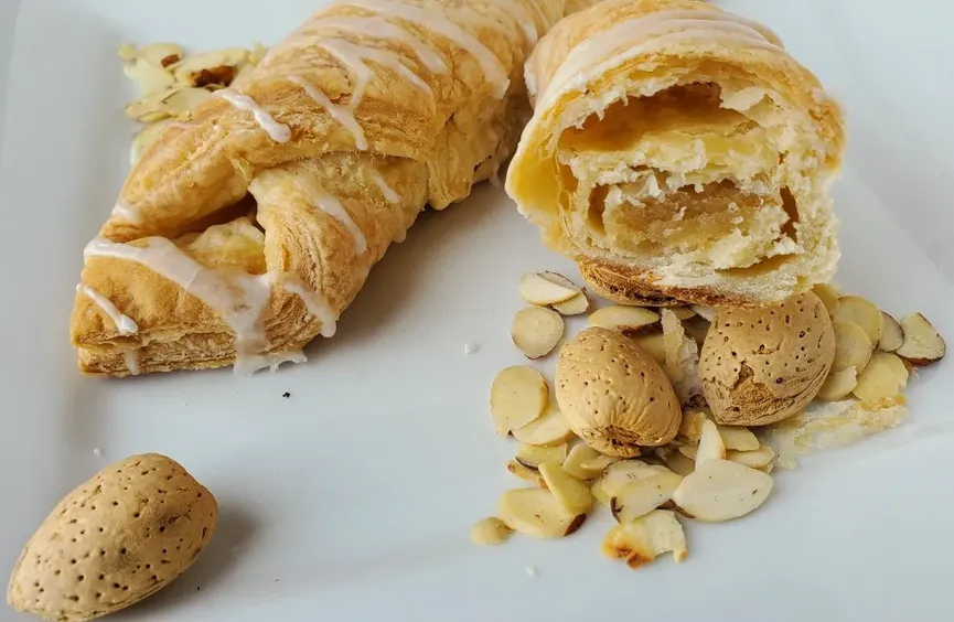 Almond Horn image