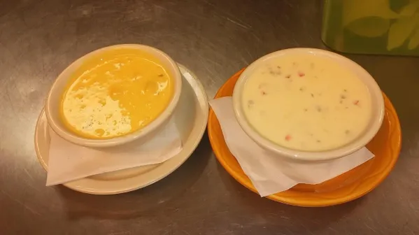 1/2 Pint Chili Con Queso image