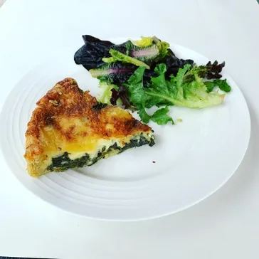 QUICHE SPINACH - Slice w/ Salad image