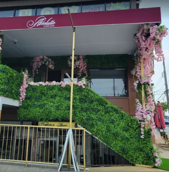 Absolutto Cuisine & Bar 900 Morris Park Ave in Bronx, NY Toast